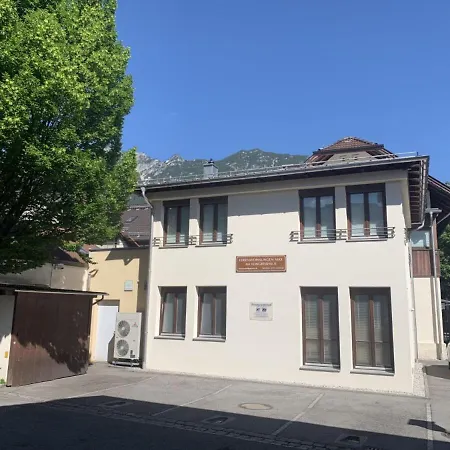 Apartment Max 2